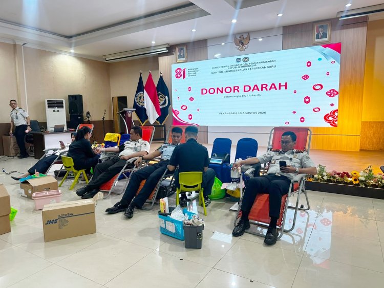 Sambut HUT ke-81 RI, Imigrasi Pekanbaru Buka Layanan Cek Kesehatan dan Donor Darah Bagi Warga