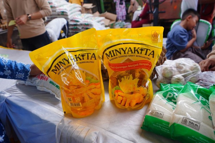 Ada Operasi Pasar Murah di Posyandu Gemerincing Air Lembah Sari Pekanbaru Pagi Ini, Minyakita Rp15.500 per Bungkus