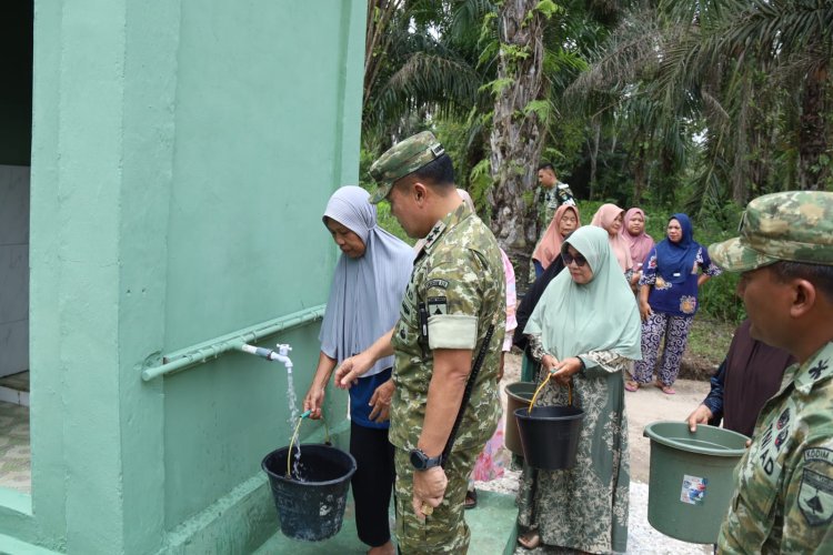 Pangdam XIX Tuanku Tambusai Pastikan Program Manunggal Air Beri Manfaat Nyata bagi Warga Dumai