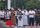 Ketua DPRD Inhil Iwan Taruna Hadiri Salat Istisqa Bersama Pemkab, Ajak Masyarakat Perkuat Doa dan Cegah Karhutla