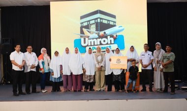 7 Nasabah BTPN Syariah di Sungai Apit Kabupaten Siak Raih Hadiah Umrah Lewat Program Umrah Satu Pesawat