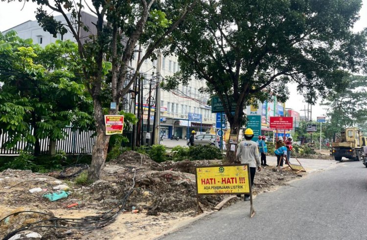 Urai Kemacetan di Simpang Mal SKA Pekanbaru, Dinas PUPR-PKPP Riau Lebarkan Jalan Tuanku Tambusai