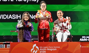Ni Nengah Widiasih Atlet Para Angkat Berat Asal Bali Persembahkan Medali Pertama Indonesia di Asian Para Games 2026