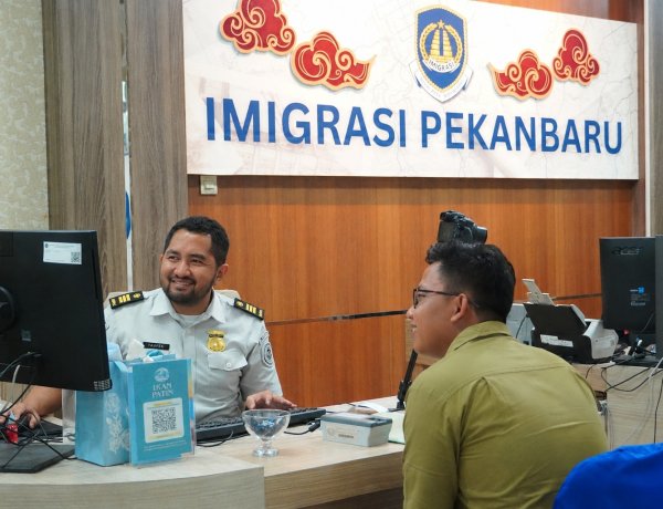 Masyarakat Bisa Pantau Status Permohonan Paspor Lewat IKAN PATIN